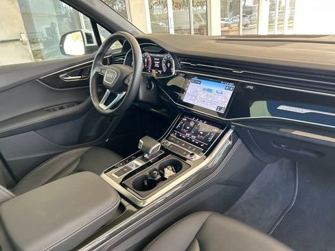Used 2025 Audi Q7 3.0T Premium Plus image 19
