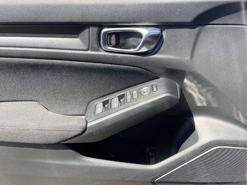 Used 2025 Honda Civic Sport image 16