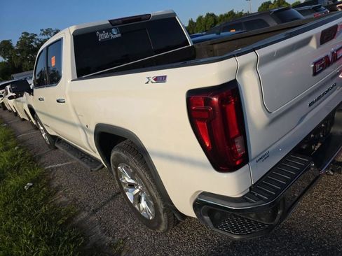 Used 2021 GMC Sierra 1500 SLT AWD/4WD image 4