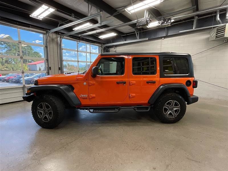 Used 2018 Jeep Wrangler Unlimited Sport AWD/4WD image 2