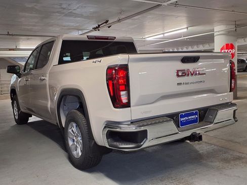 New 2026 GMC Sierra 1500 SLE AWD/4WD image 10