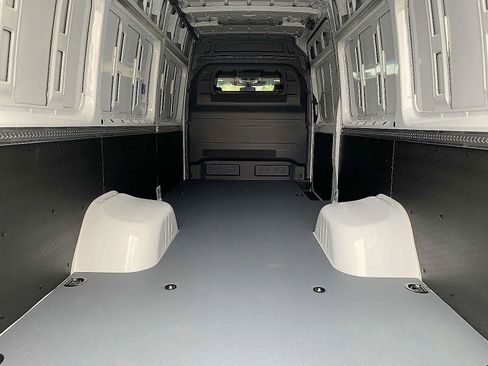 New 2025 Mercedes-Benz Sprinter 3500 image 10