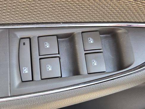 Used 2016 Chevrolet Cruze LS FWD image 14