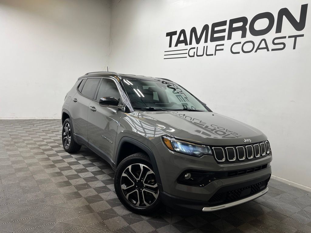 Used 2022 Jeep Compass Limited AWD/4WD image 1