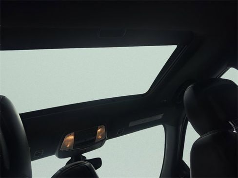 Used 2022 Jeep Grand Cherokee Laredo X image 12