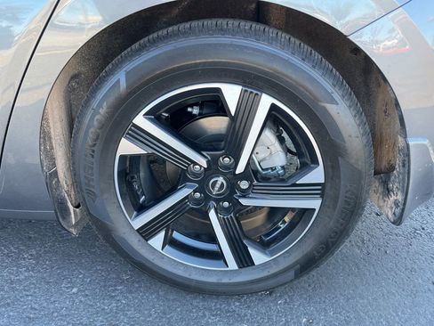 Certified 2024 Nissan Sentra SV image 6