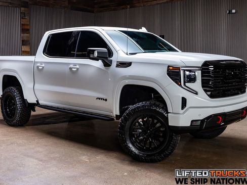 Used 2024 GMC Sierra 1500 AT4 w/ Technology Package image 1