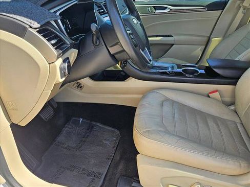 Used 2013 Ford Fusion SE FWD image 15