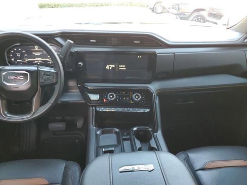 Used 2024 GMC Sierra 3500 AT4 w/ AT4 Premium Plus Package image 14