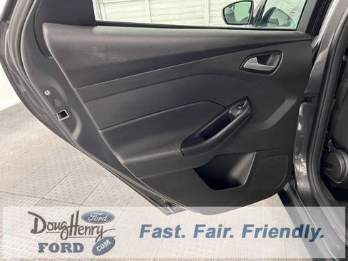 Used 2017 Ford Focus SE image 24