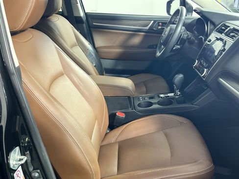 Used 2018 Subaru Outback 2.5i Touring image 28