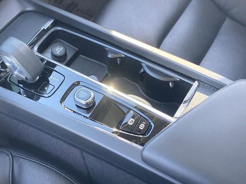 Certified 2023 Volvo S60 B5 Core w/ Climate Package image 33