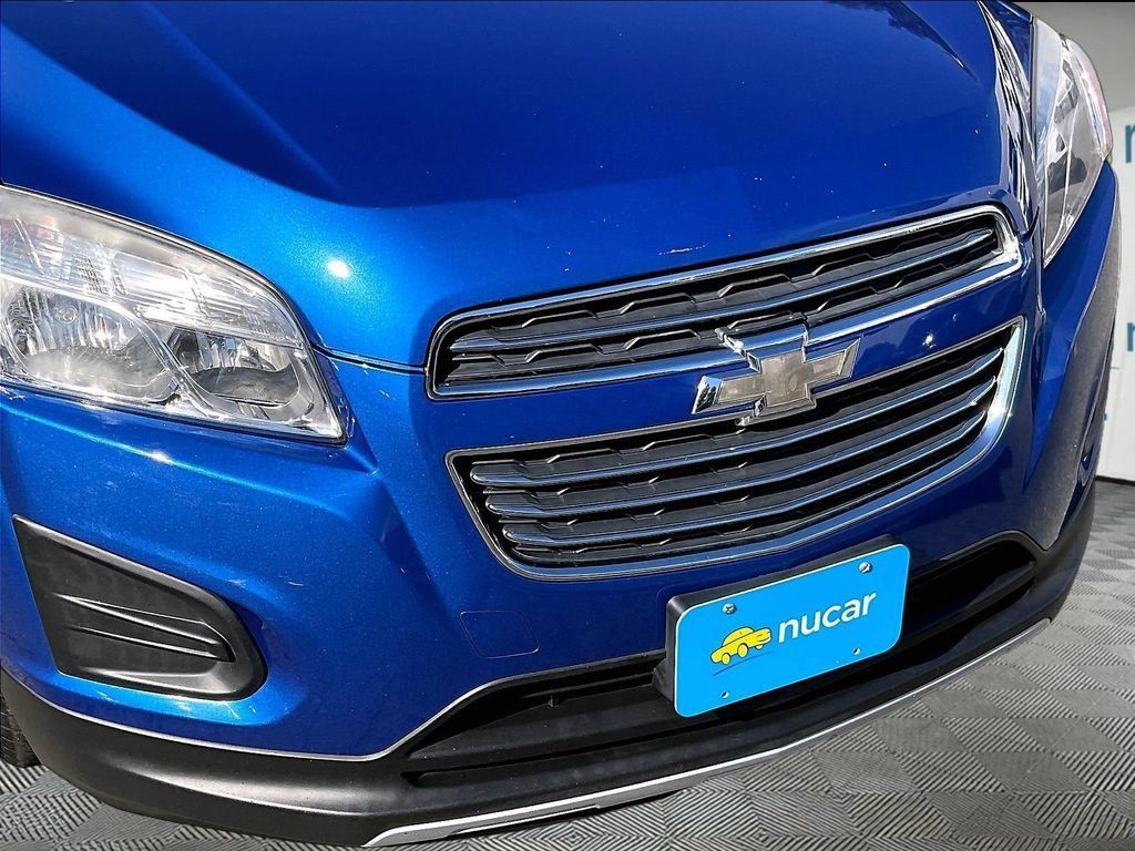 Used 2015 Chevrolet Trax LT w/ LT Plus Package AWD/4WD image 30