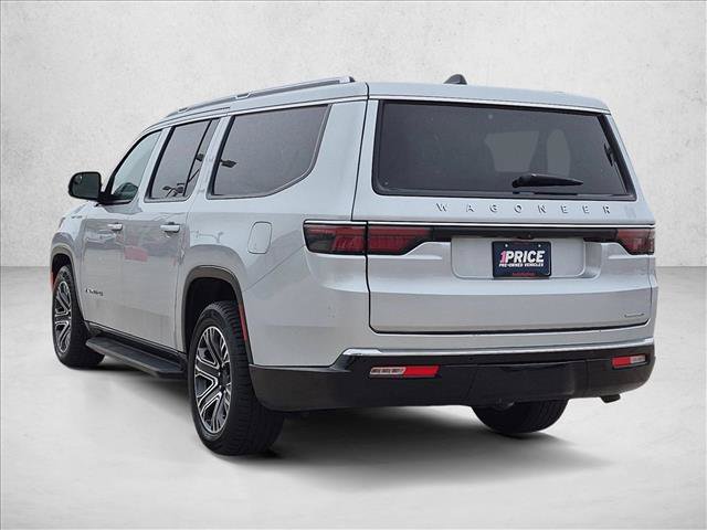 Used 2024 Jeep Wagoneer L Series II w/ Flexible Seating Group AWD/4WD image 8
