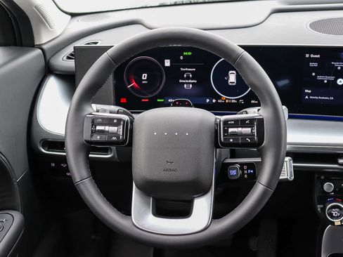 New 2026 Hyundai Ioniq 9 Calligraphy image 18