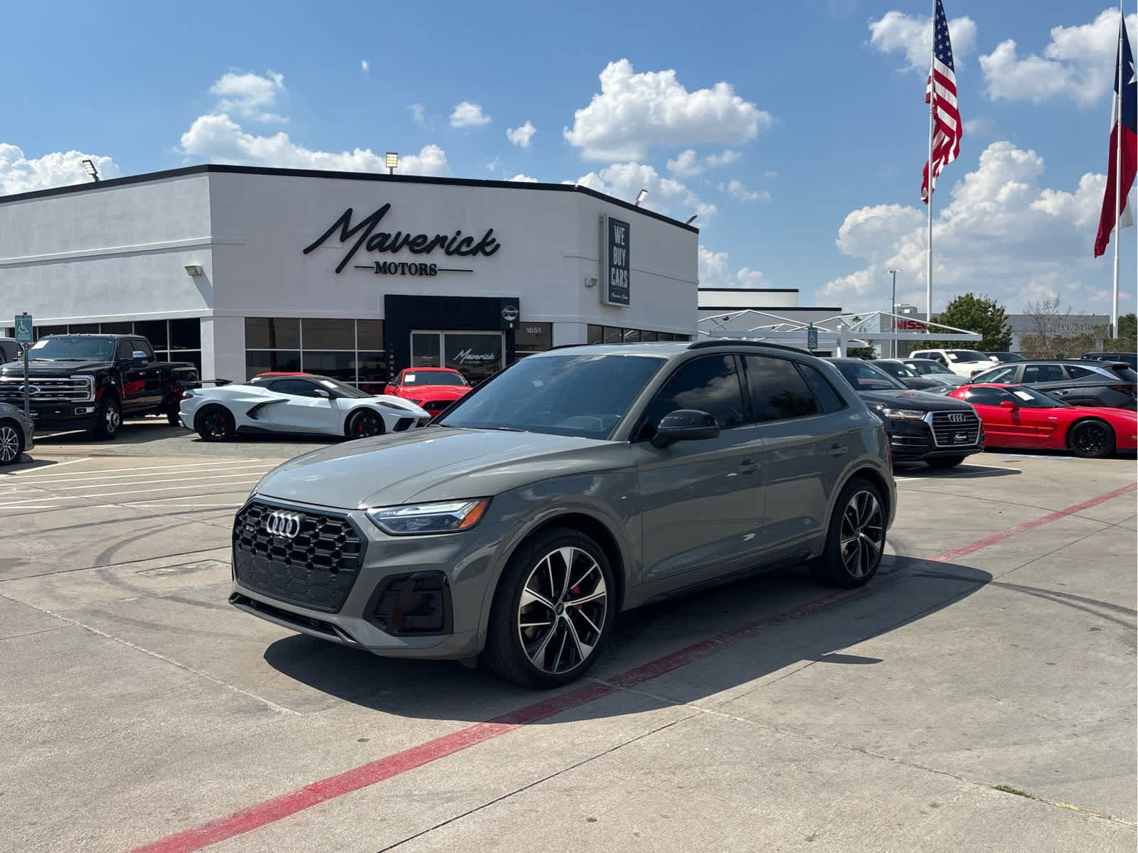 Used 2021 Audi SQ5 Premium Plus w/ Premium Plus Package AWD/4WD image 1