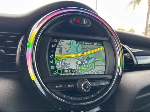 Used 2021 MINI Cooper S w/ 6.5" Touchscreen Package image 5