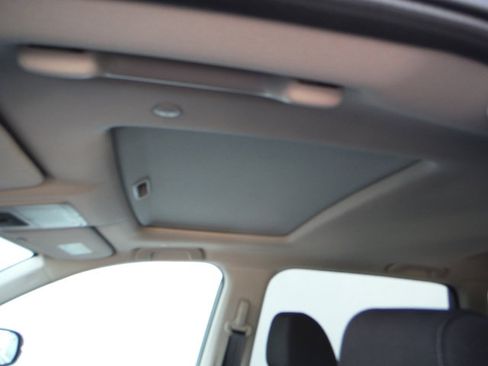Used 2025 Honda CR-V EX image 11