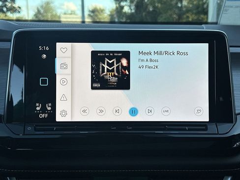 New 2026 Volkswagen Atlas Cross Sport SE image 16