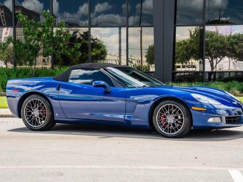 Used 2006 Chevrolet Corvette Convertible RWD image 31