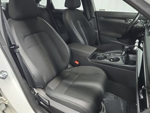 Used 2023 Honda Civic Sport image 16