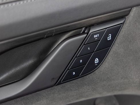 Used 2023 Porsche Taycan GTS w/ Premium Package (P6U) image 21