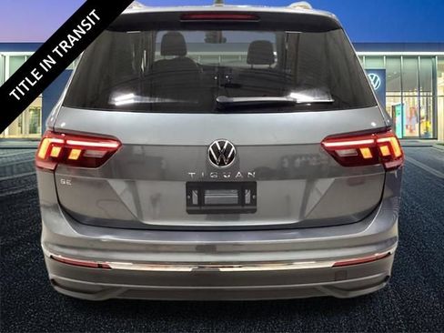 Used 2023 Volkswagen Tiguan SE FWD image 25
