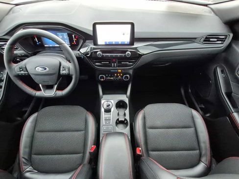 Used 2025 Ford Escape ST-Line w/ Cold Weather Package FWD image 14