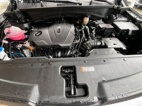 Used 2025 Kia Sportage LX image 32