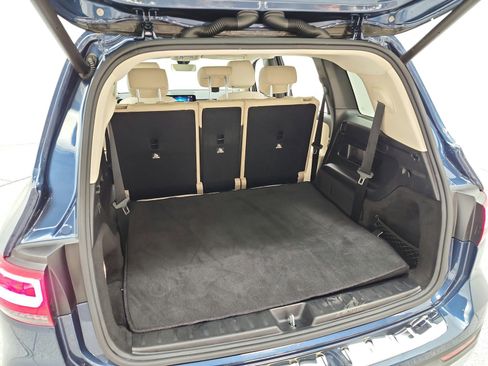 Used 2022 Mercedes-Benz GLB 250 image 21