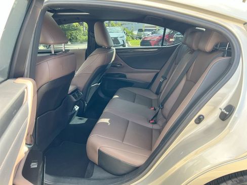 Certified 2023 Lexus ES 350 w/ Accessory Package (Z2) FWD image 19