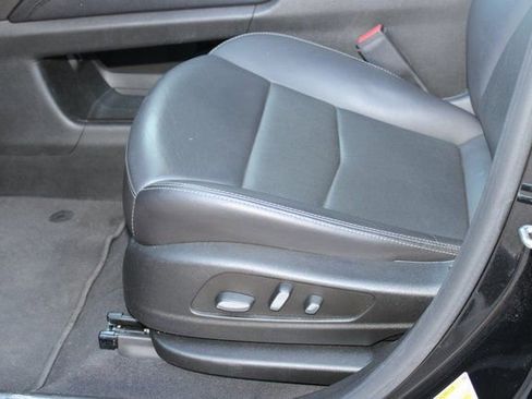 Used 2023 Cadillac XT5 Premium Luxury image 15