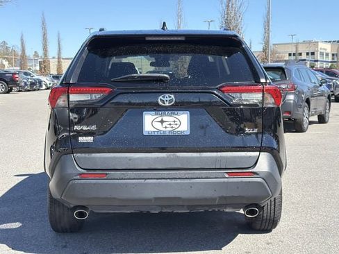 Used 2024 Toyota RAV4 XLE image 4