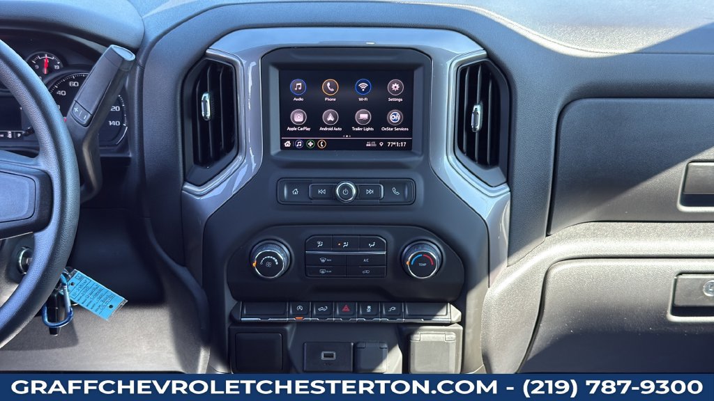Used 2020 Chevrolet Silverado 1500 Custom w/ Custom Value Package AWD/4WD image 18