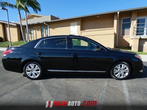 Used 2011 Toyota Avalon FWD image 7