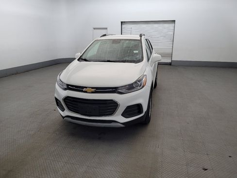 Used 2018 Chevrolet Trax LT w/ LT Convenience Package AWD/4WD image 15