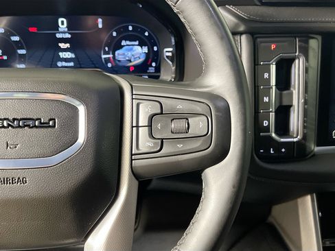 Used 2024 GMC Yukon XL Denali AWD/4WD image 20