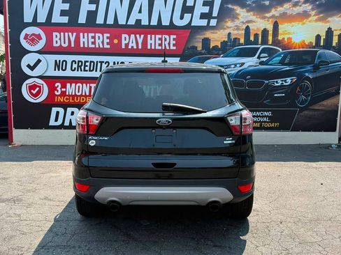 Used 2017 Ford Escape SE AWD/4WD image 18