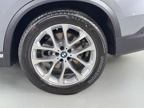New 2026 BMW X5 xDrive40i w/ Climate Comfort Package AWD/4WD image 30