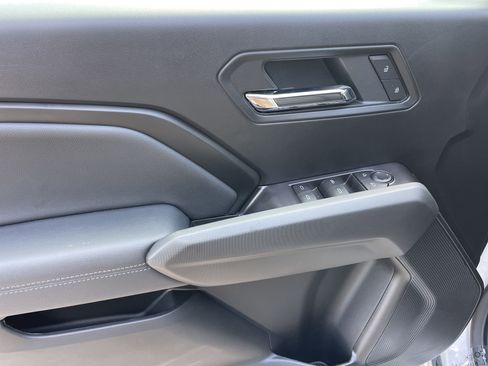 New 2025 GMC Canyon Elevation w/ Convenience Package image 13