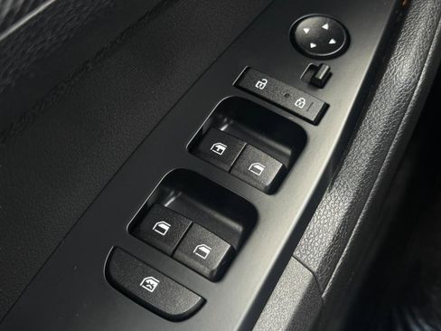 Used 2025 Kia Sportage LX AWD/4WD image 21