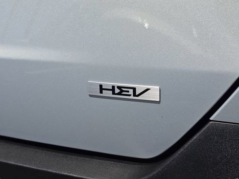 Used 2025 Kia Carnival SX FWD image 46