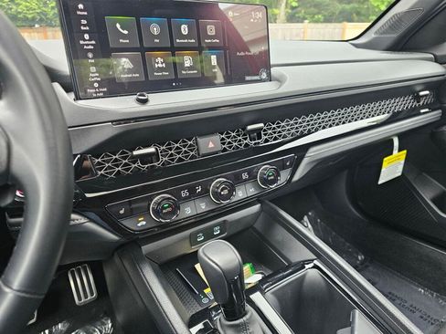 Certified 2025 Honda Accord Sport image 28