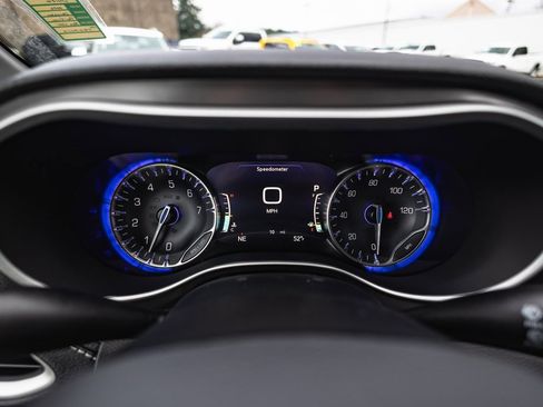 New 2026 Chrysler Pacifica Select w/ S Appearance Package image 13