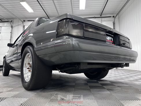 Used 1988 Ford Mustang LX image 21