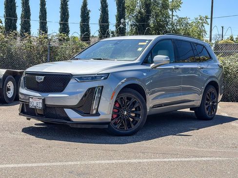 Used 2023 Cadillac XT6 Sport w/ LPO, ONYX Package AWD/4WD image 1