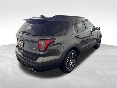 Used 2016 Ford Explorer Sport w/ Equipment Group 401A AWD/4WD image 8