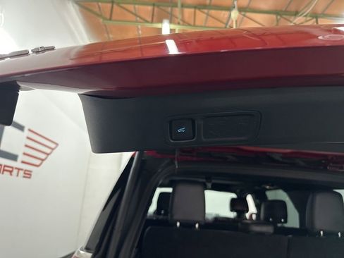 Used 2020 Ford Expedition XLT w/ Equipment Group 202A RWD image 12