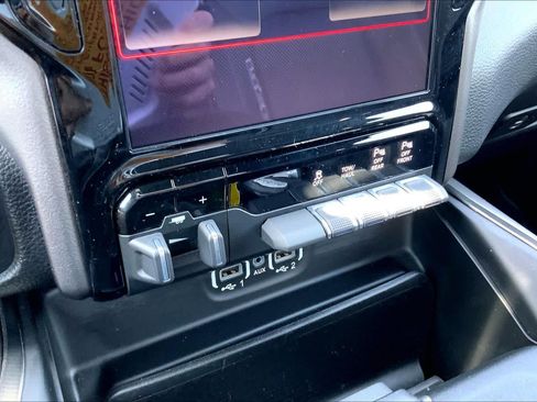 Used 2020 RAM 1500 Rebel w/ Rebel Level 2 Equipment Group AWD/4WD image 32