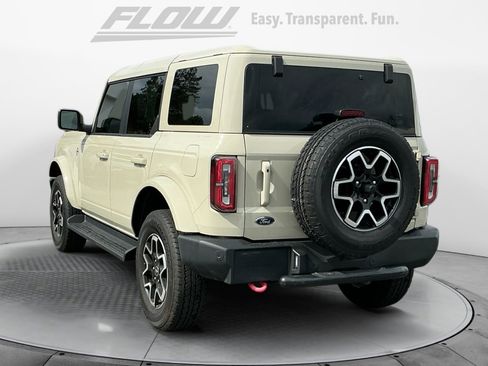 Used 2025 Ford Bronco Outer Banks AWD/4WD image 6